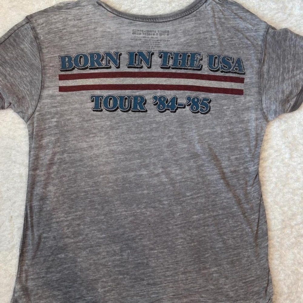 Graphic tee